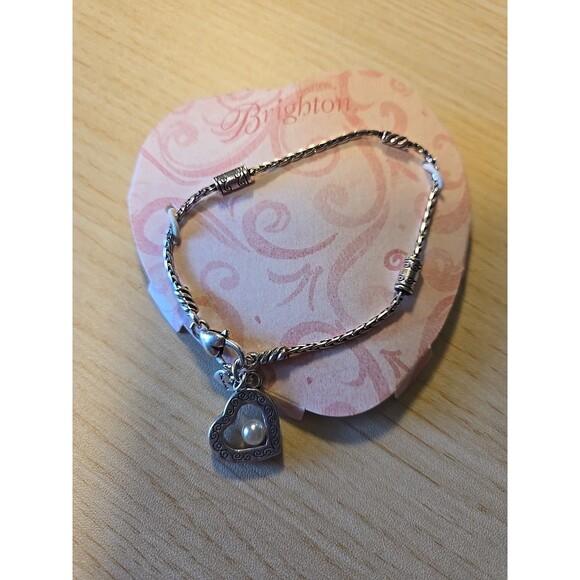 Brighton Sorority Row Scroll Heart Faux Pearl Charm Silver Chain 8" Bracelet New - Picture 1 of 6